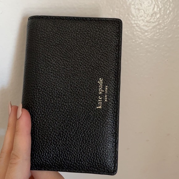 Kate Spade wallet - Picture 2 of 3